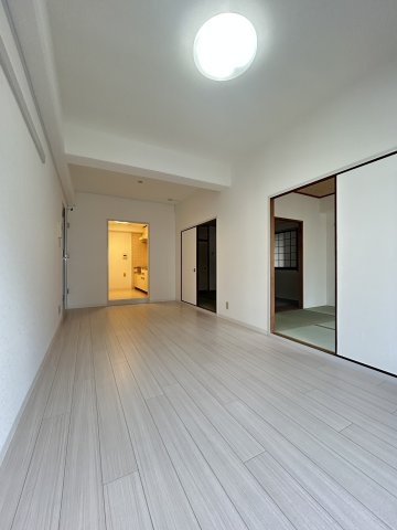 Home Builder Ebisuの居間・リビング