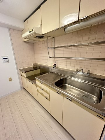 Home Builder Ebisuのキッチン