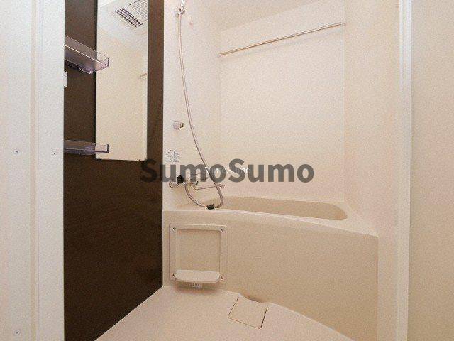 ファーストフィオーレ九条の浴室|コンパクトで使いやすいお風呂です