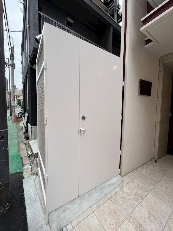 ガーディアンズパレス難波の外観