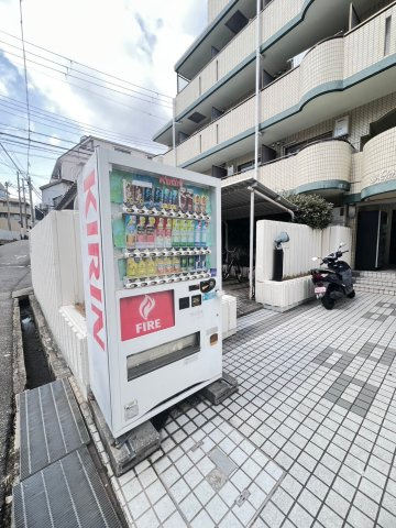 メゾン・ド・エミュウのその他