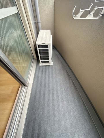 エスタブレ南森町のバルコニー