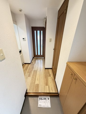 ヴィラ・セゾン甲南の玄関