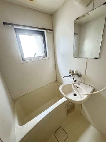 マンション三輪の浴室