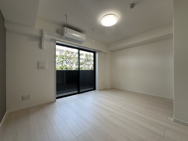 川崎市多摩区宿河原６丁目の賃貸マンションの居間・リビング