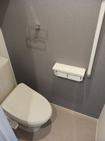 ルポン　ボヌールのトイレ|落ち着いた色調のトイレです