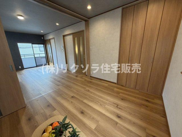 松屋町　中古一戸建てのキッチン|LDK10.0帖
■物件内覧・資金計画相談・住宅ローン相談、リフォーム相談、お問合せ受付中■
※当日・翌日のご内覧、ご相談はお電話でのお問合せがスムーズです！
