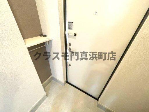 シャトーエレガントの玄関