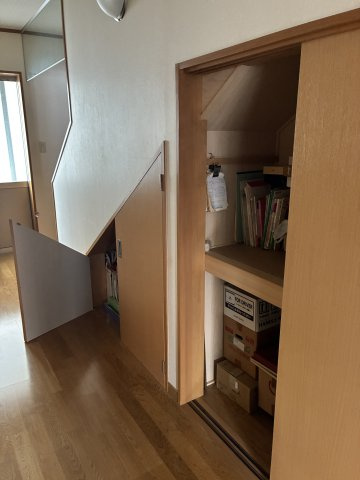 西本町１丁目　中古戸建の収納