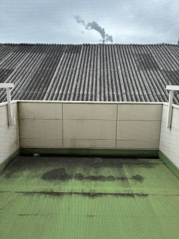 西本町１丁目　中古戸建のバルコニー