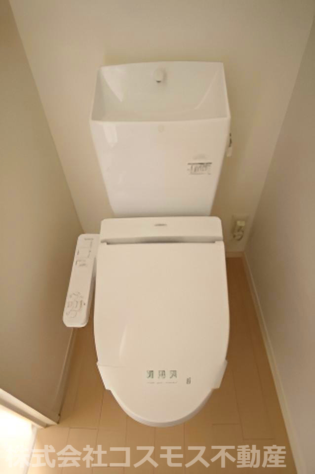 プレジデンス今 のトイレ|別のお部屋の同仕様写真です。