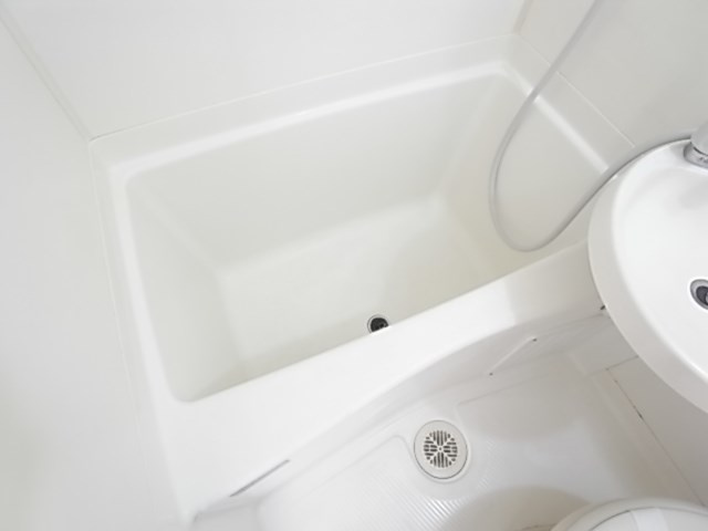 プリエール名神尼崎の浴室