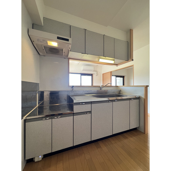 福岡市早良区東入部３丁目の賃貸マンションのキッチン