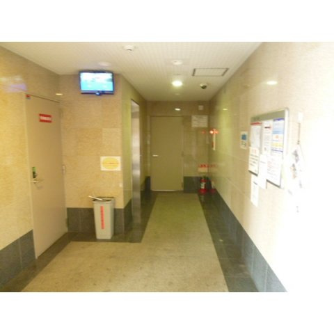 福岡市早良区東入部３丁目の賃貸マンションのロビー