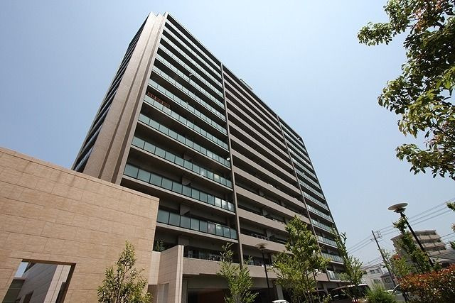 サーパスシティ西古松公園弐番館