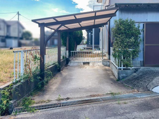 鈴鹿市稲生塩屋3丁目の駐車場