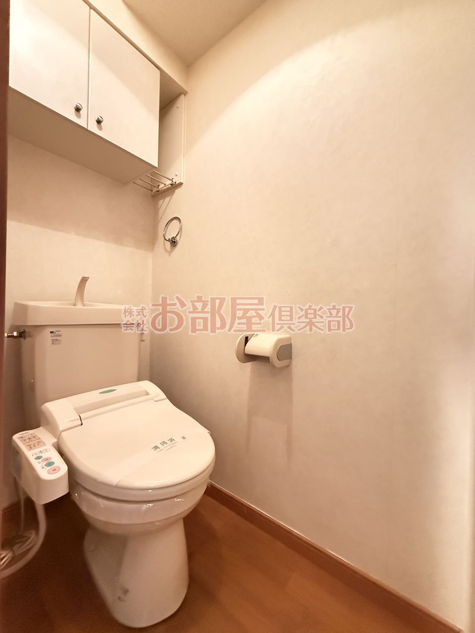 セピアコートのトイレ|コンパクトで使いやすいトイレです