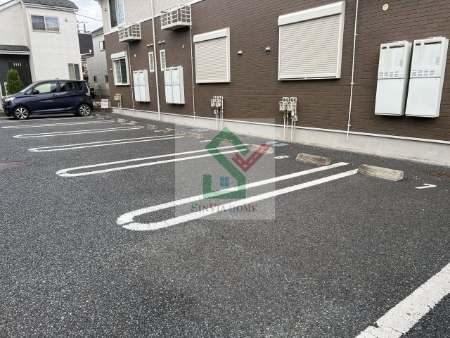 サウスエクセルの駐車場