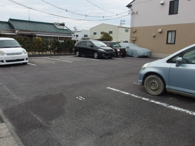 CAPE　HILLS　Ⅰの駐車場