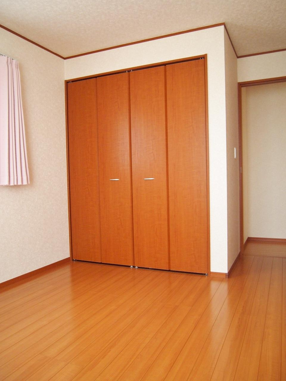 下浜田町戸建の収納