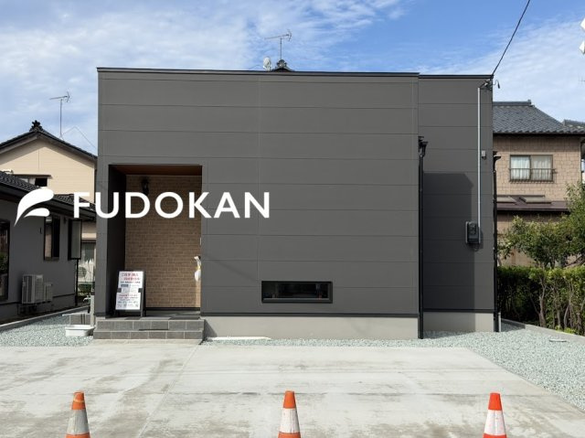 酒田市上安町【全館空調×平屋】1号棟の駐車場|現地外観写真。内覧予約受付中！