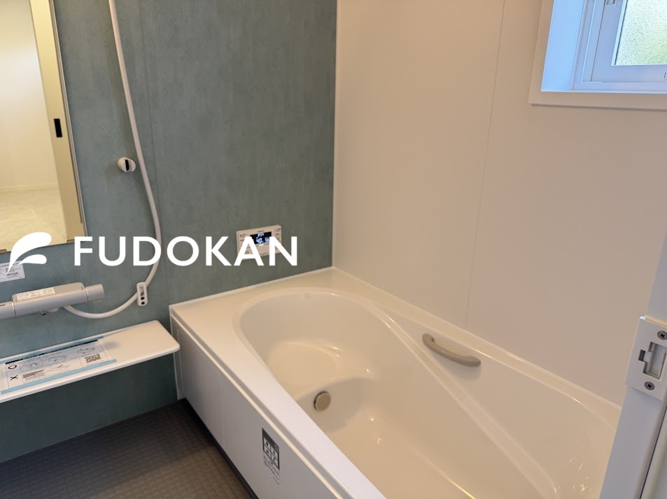 酒田市上安町【全館空調×平屋】1号棟の浴室|広々浴室は、ゆったりとくつろいで疲れを癒す空間です。