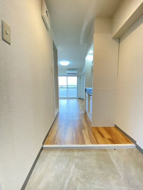 尼崎市名神町１丁目の賃貸マンションの玄関