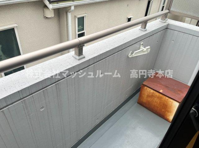 ティユール岡本のバルコニー