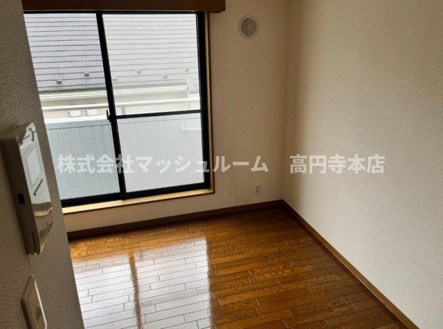 ティユール岡本の内装