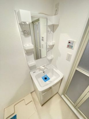 ドミール所沢Ⅴの独立洗面台