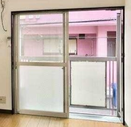 ボンサンス加山のバルコニー