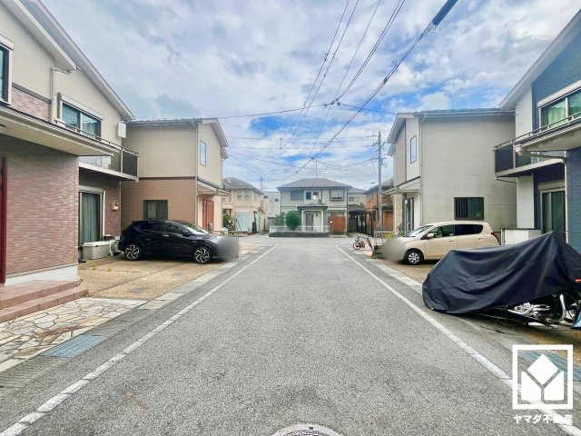 大津市下阪本3丁目の前面道路含む現地写真