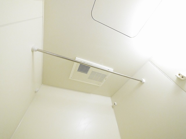 リビングタウン大和郡山の設備|浴室乾燥機付きです
