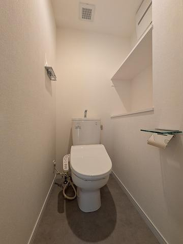 福岡市中央区渡辺通５丁目の賃貸マンションのトイレ|物件の画像8
