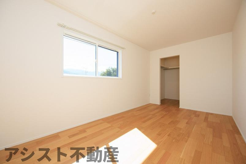 Lumina Terrace 飯塚駅西の洋室