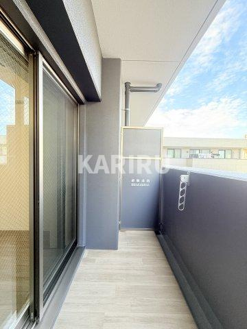 プレリス北巽駅前ラバルスのバルコニー