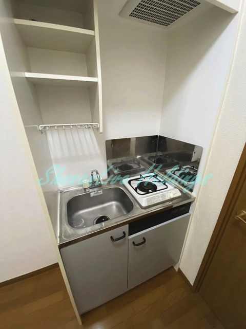 藤沢市弥勒寺１丁目のアパートのキッチン