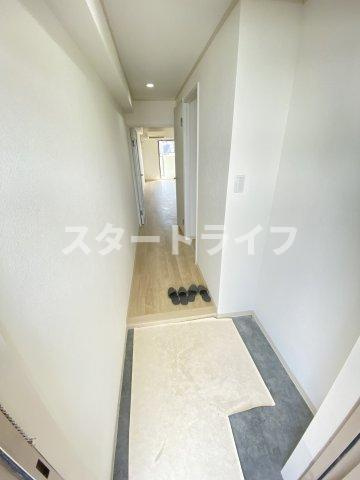 大阪市淀川区十三元今里２丁目の賃貸マンションの玄関