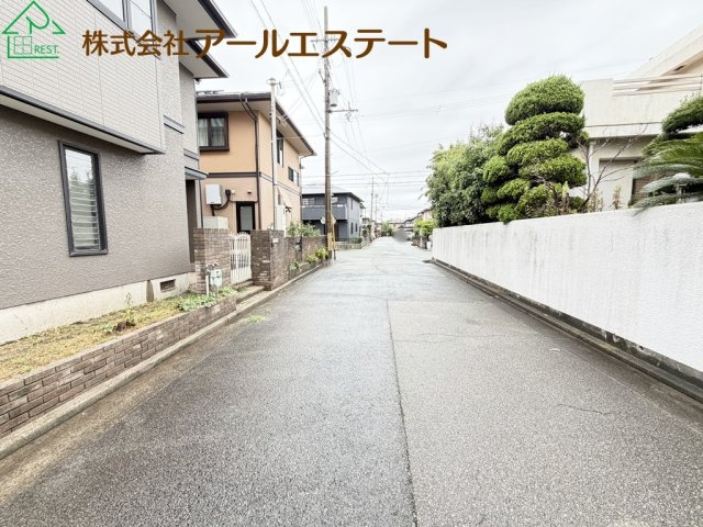 加古川市別府町新野辺　　山陽電鉄「別府駅」徒歩19分の洋室