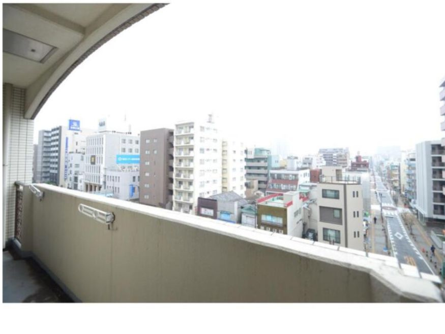 ストークメゾン業平のバルコニー|開放的で明るい空間を演出してくれるバルコニーです