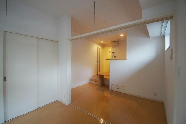 福岡市中央区渡辺通５丁目の賃貸マンションの居間・リビング|物件の画像3