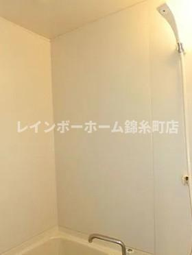 PREVERの浴室