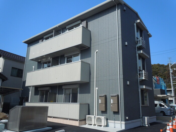 Little７番館