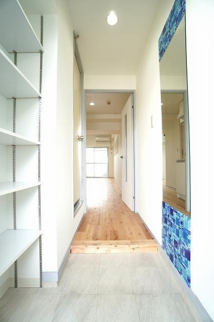 福岡市博多区博多駅東２丁目の賃貸マンションの玄関|物件の画像6