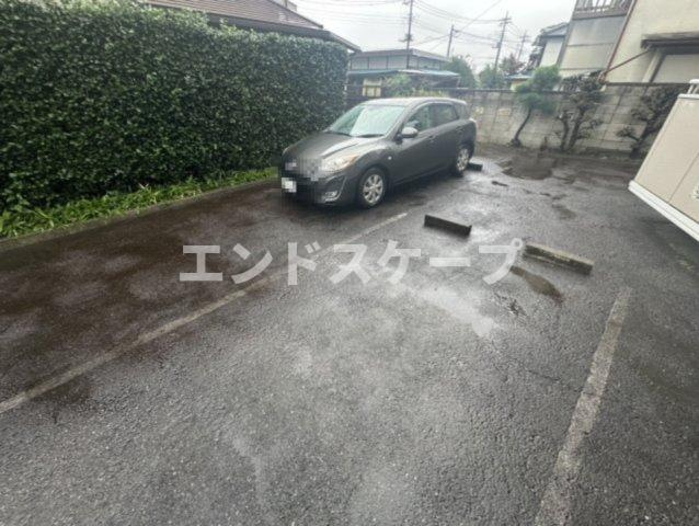 ラフォーレ棟高の駐車場|高崎、前橋のお部屋探しはエンドスケープまで！お客様の理想お聞かせ下さい♪