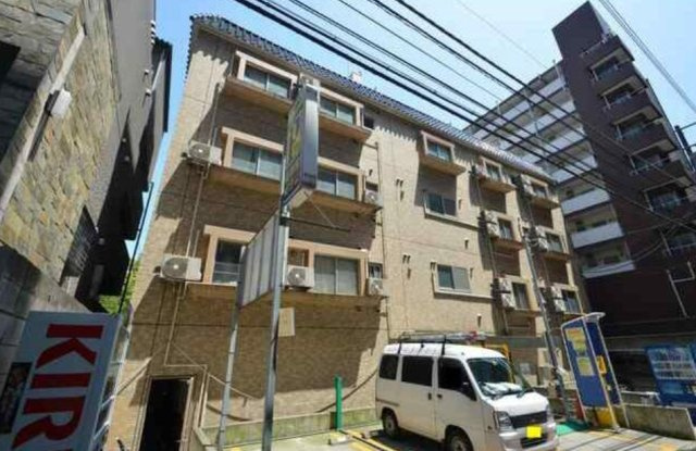 ダイヤモンドレジデンス新宿の外観
