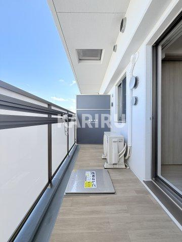 プレリス北巽駅前ラバルスのバルコニー