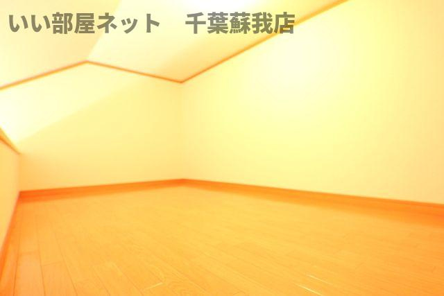 コンフォート宮崎台 の寝室|広くて明るい寝室