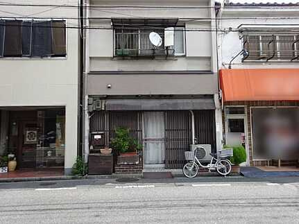 南区旭1丁目店舗付き住宅の外観