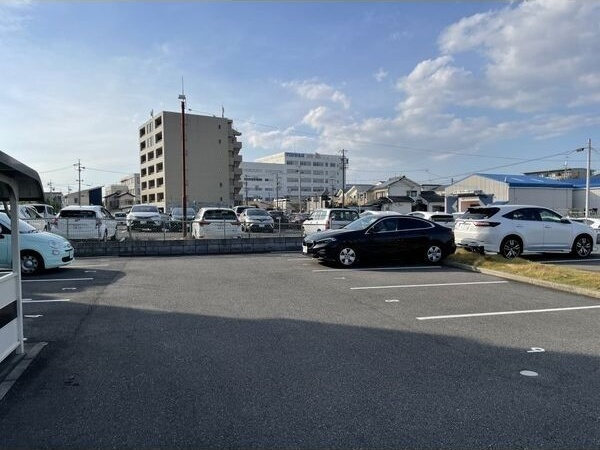 ペガサス34の駐車場